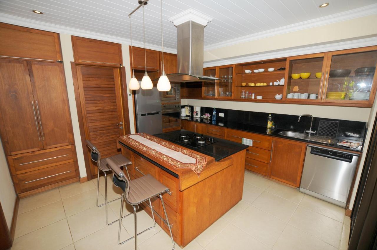Villa Oasis Pereybere Beach Екстер'єр фото